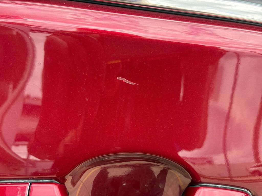 Used 2015 Toyota Camry XLE w/ Moonroof Package image 16