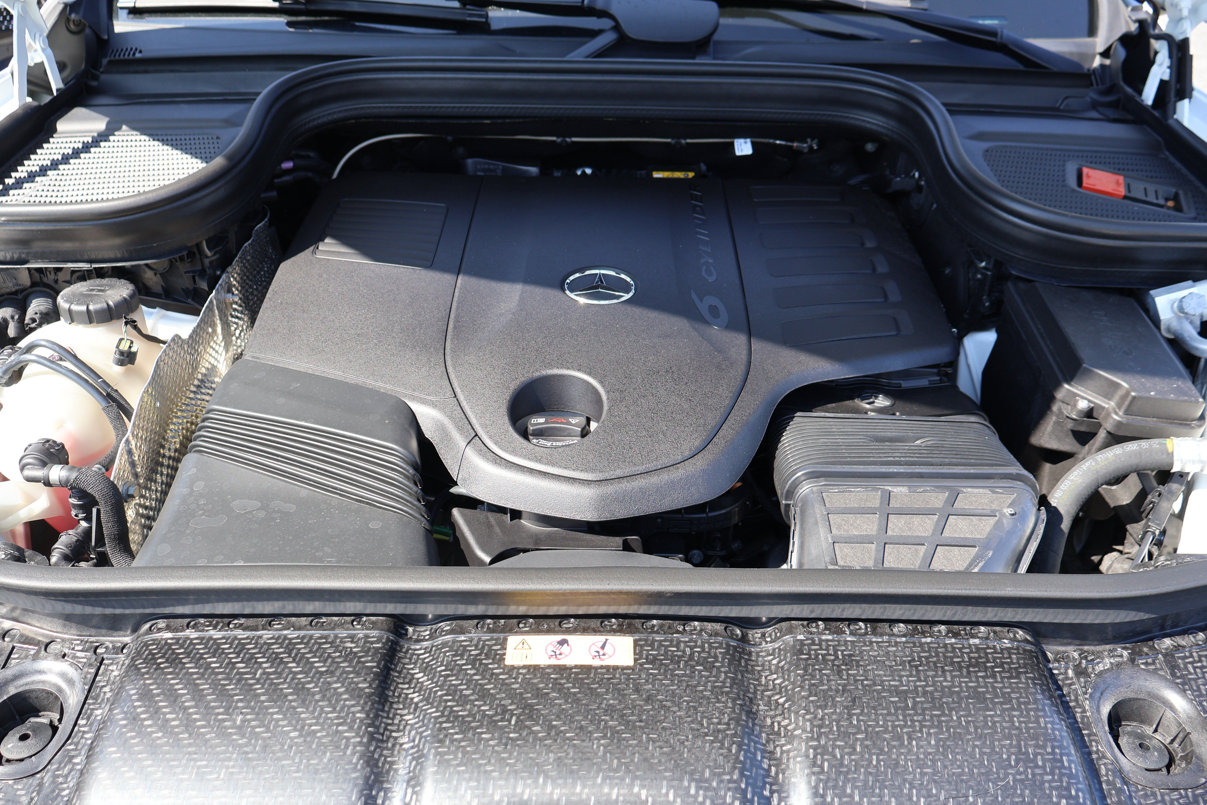 Used 2025 Mercedes-Benz GLS 450 4MATIC image 48
