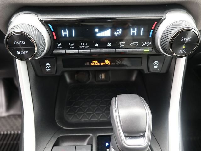 Certified 2024 Toyota RAV4 XLE Premium image 3