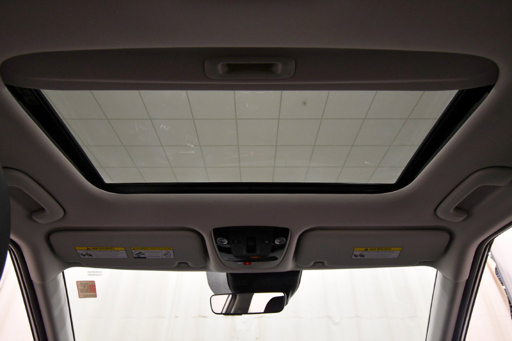 Certified 2024 Kia Seltos EX AWD/4WD image 17
