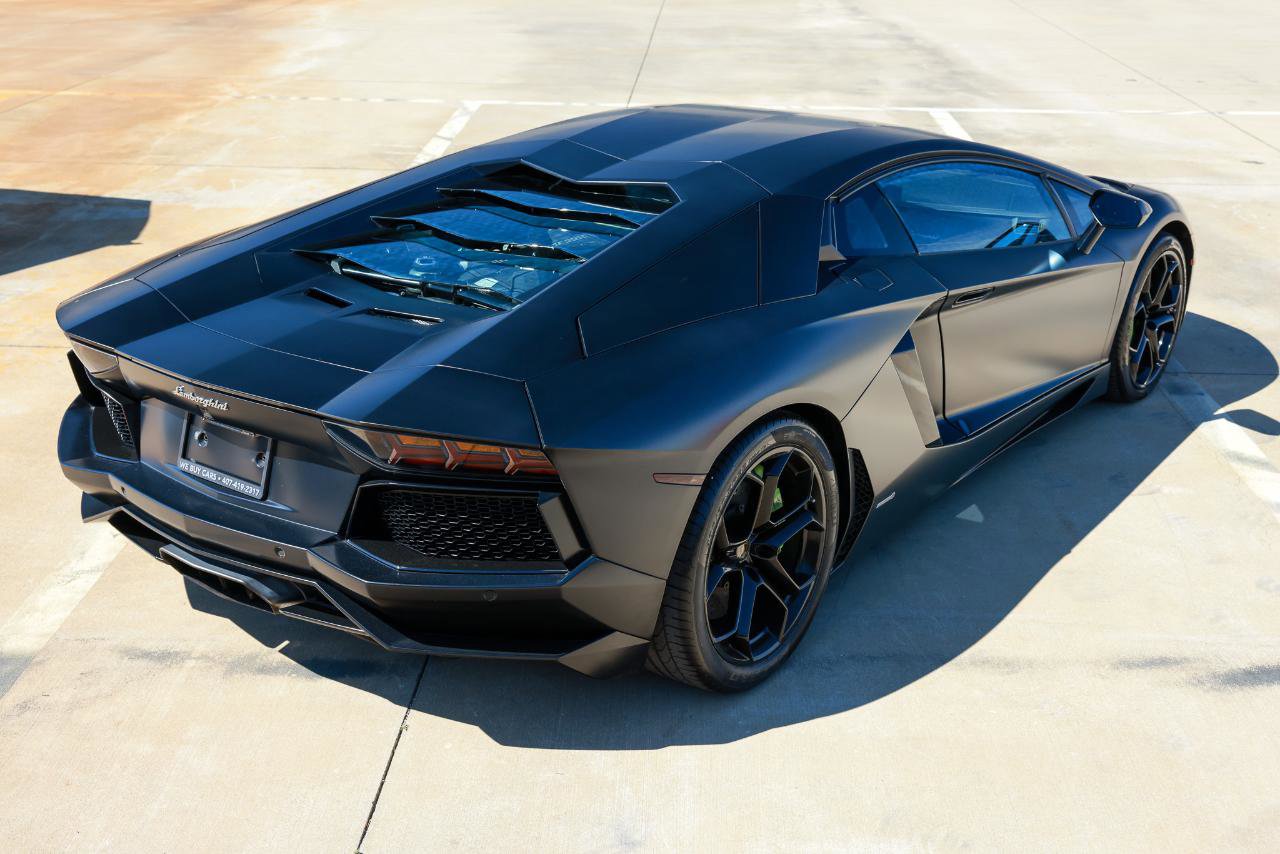 Used 2012 Lamborghini Aventador LP 700-4 image 12