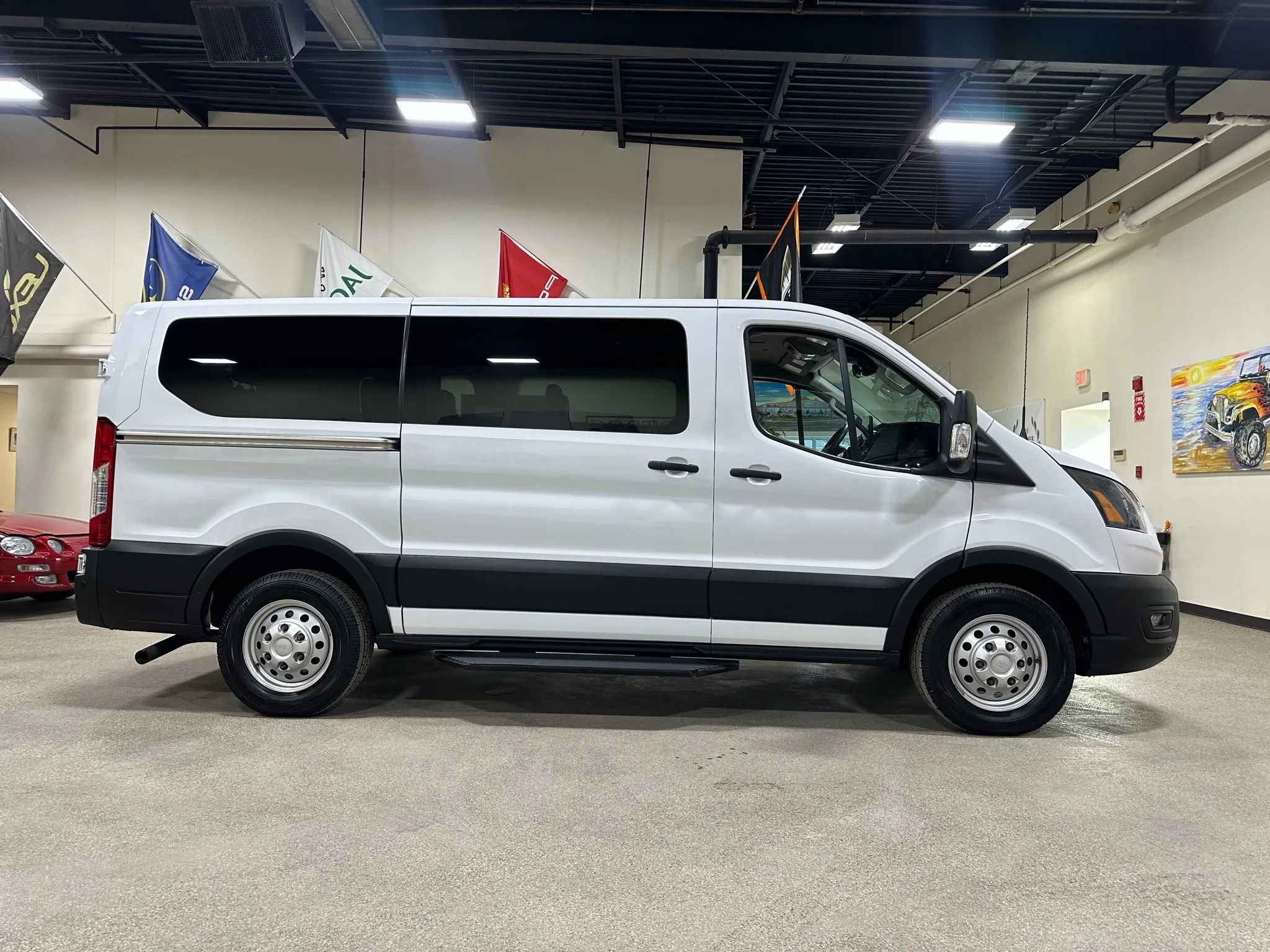 Used 2021 Ford Transit 150 XL image 7