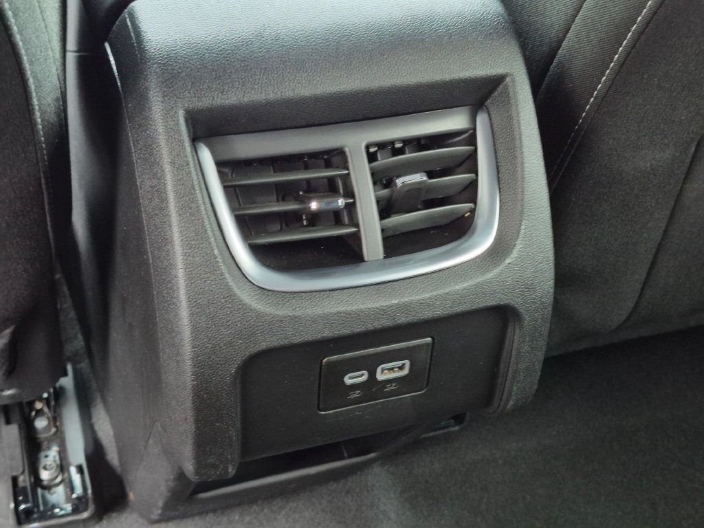 Used 2025 Chevrolet Blazer LT AWD/4WD image 26