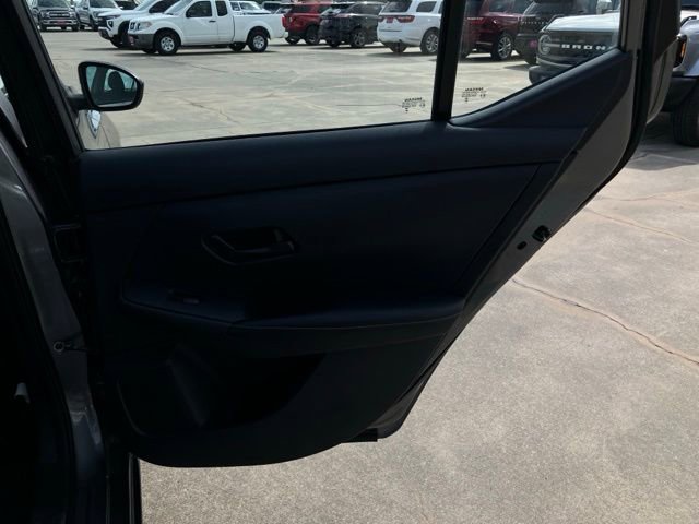 Used 2024 Nissan Sentra SV FWD image 15