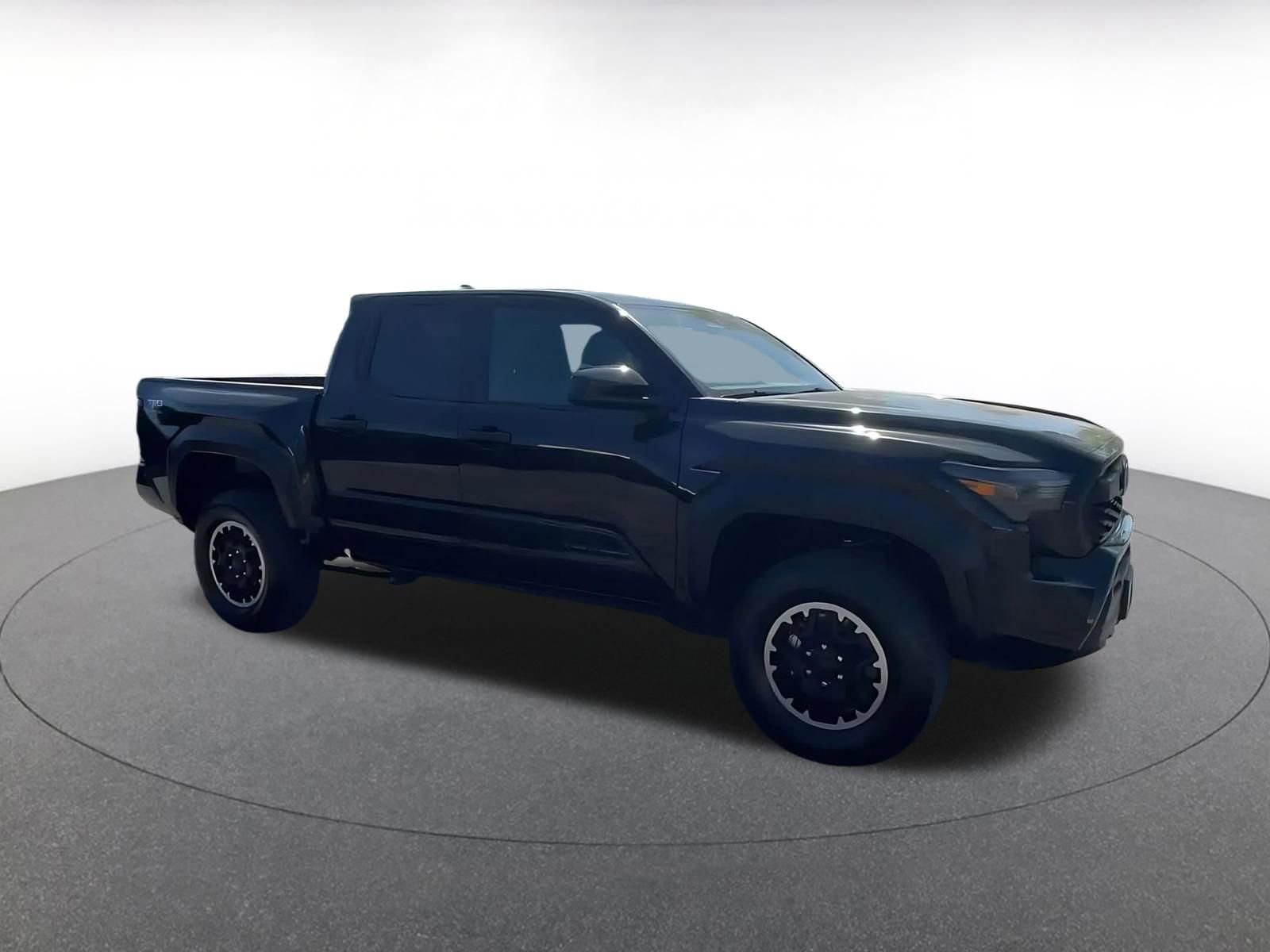Used 2025 Toyota Tacoma TRD Off-Road image 2