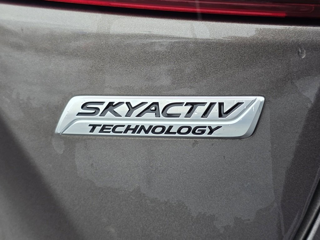 Used 2016 MAZDA MAZDA3 i Grand Touring image 12