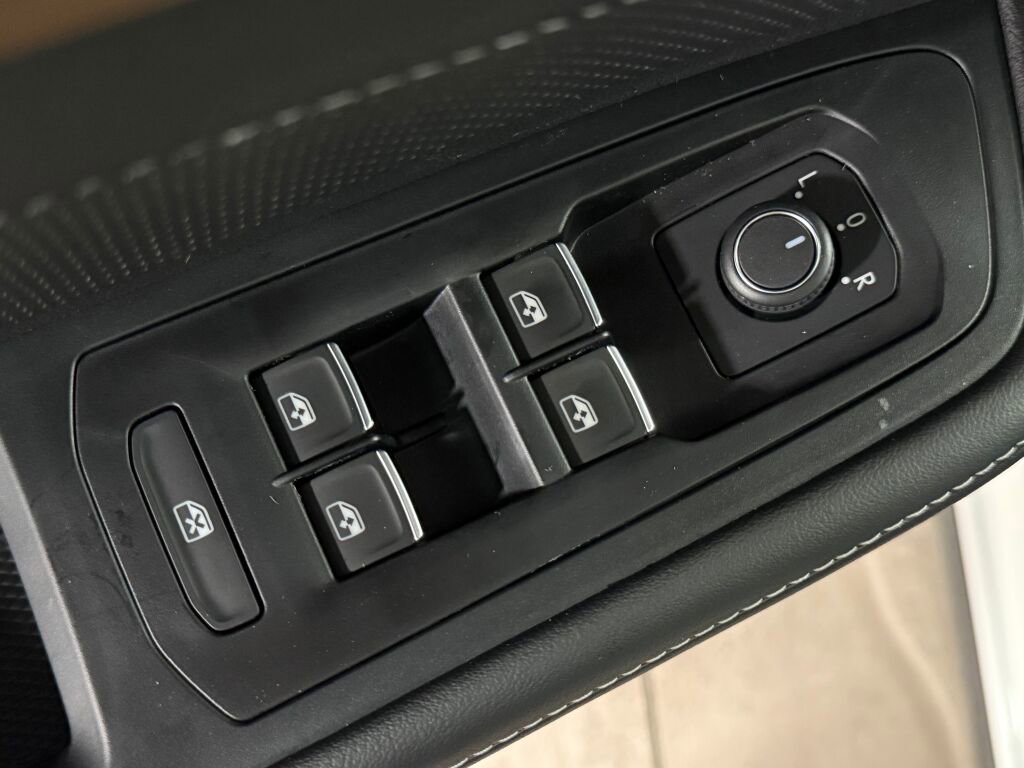 New 2026 Volkswagen Atlas SE image 22