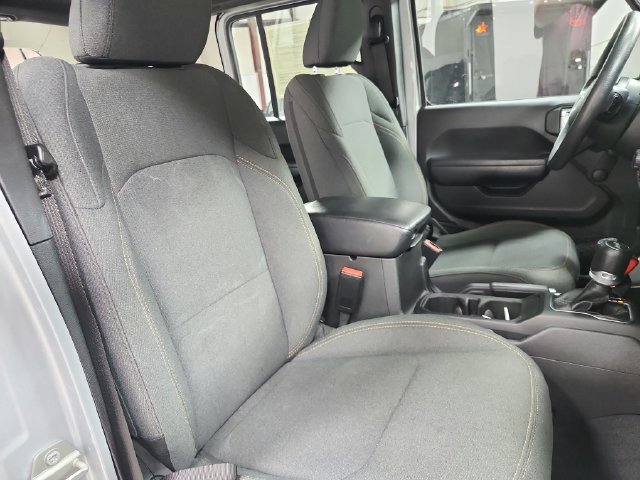 Used 2024 Jeep Wrangler Unlimited Sport AWD/4WD image 38
