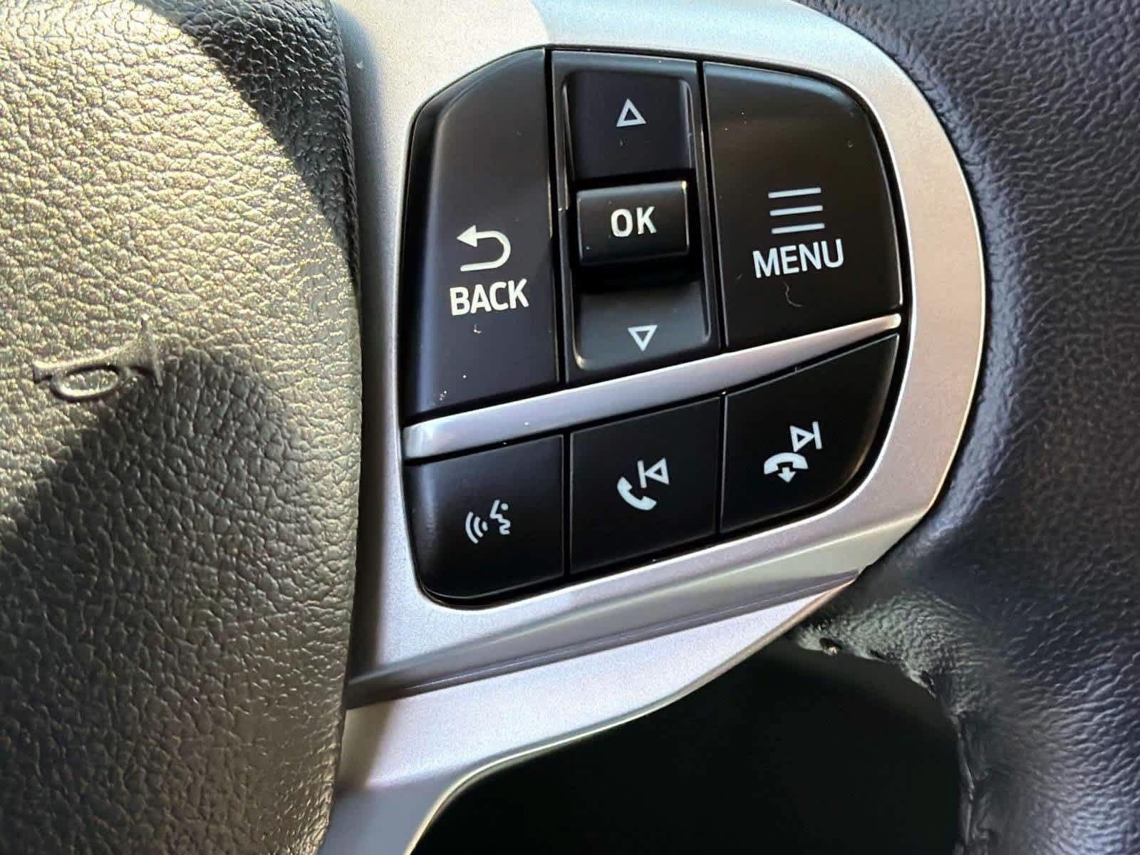 Used 2023 Ford Explorer XLT w/ Equipment Group 202A AWD/4WD image 21
