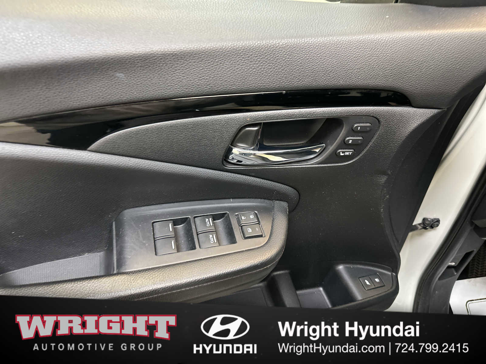 Used 2018 Honda Pilot Touring image 10