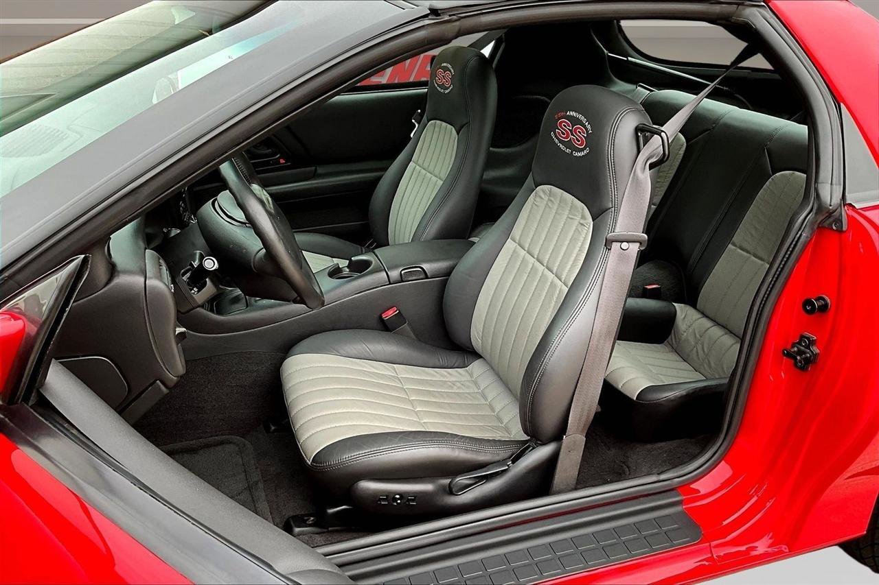 Used 2002 Chevrolet Camaro Z28 w/ SS Performance/Appearance Pkg RWD image 21