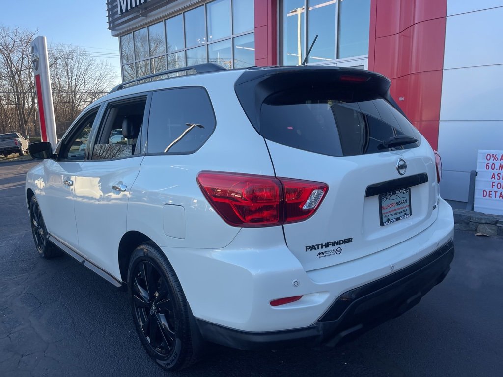 Used 2018 Nissan Pathfinder SL w/ Midnight Edition Package image 3