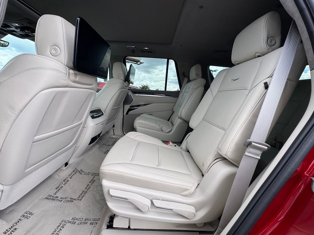 New 2026 Cadillac Escalade Platinum Sport w/ LPO, ONYX Package AWD/4WD image 36