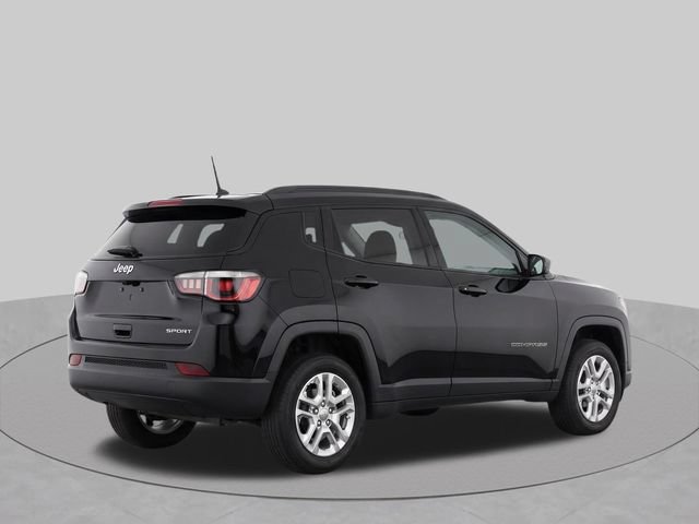 Used 2018 Jeep Compass Sport FWD image 3