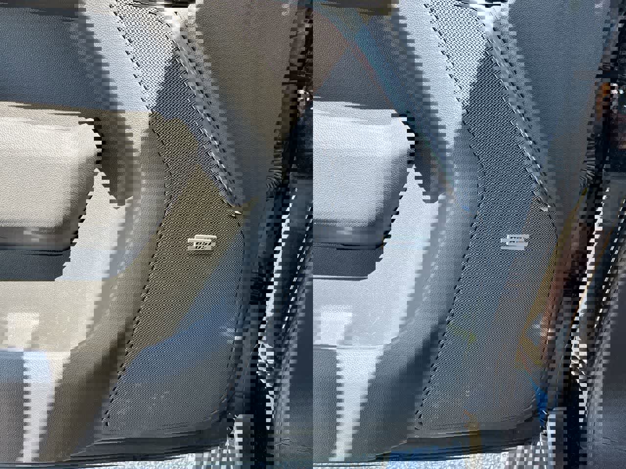 Used 2022 GMC Yukon XL Denali image 25