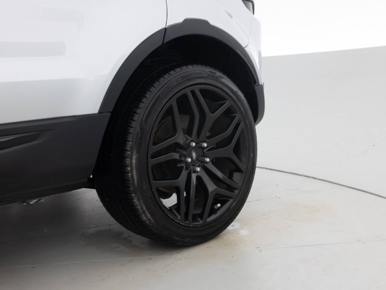 Used 2017 Land Rover Range Rover Evoque SE AWD/4WD image 20