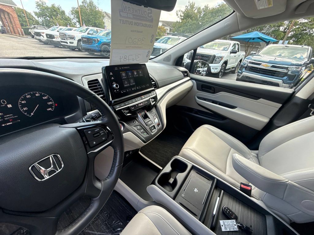 Used 2025 Honda Odyssey EX-L image 17