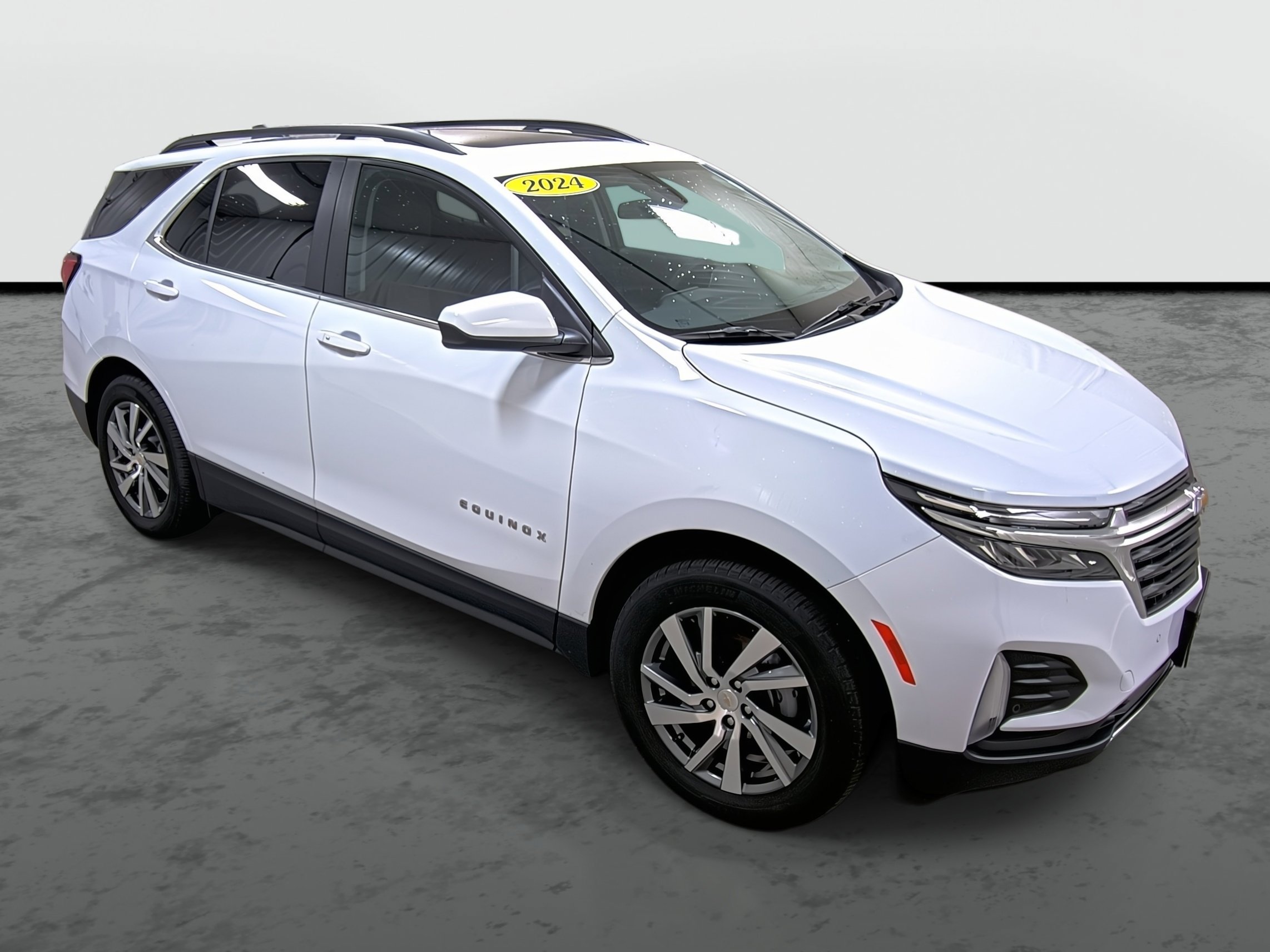 Used 2024 Chevrolet Equinox LT AWD/4WD image 5