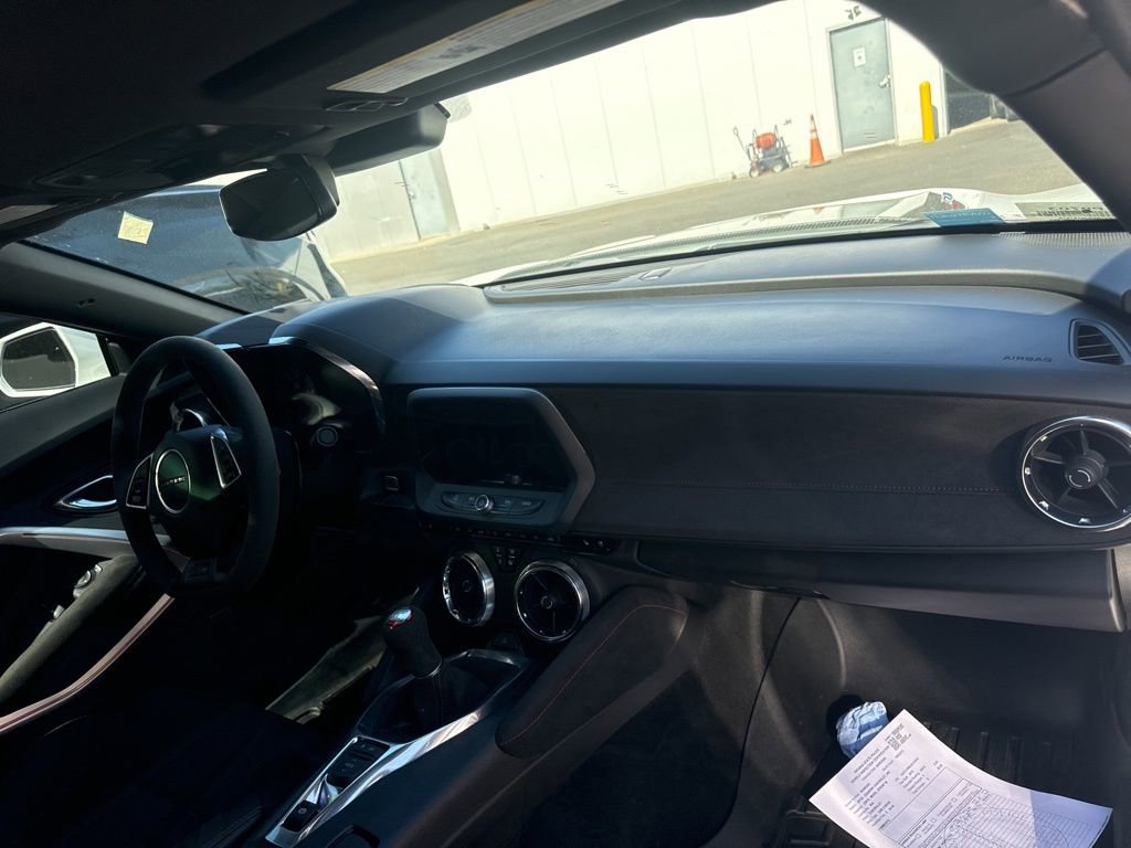 Used 2018 Chevrolet Camaro ZL1 image 9