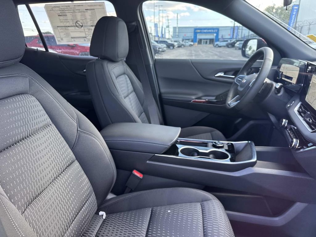 New 2026 Chevrolet Equinox LT image 11