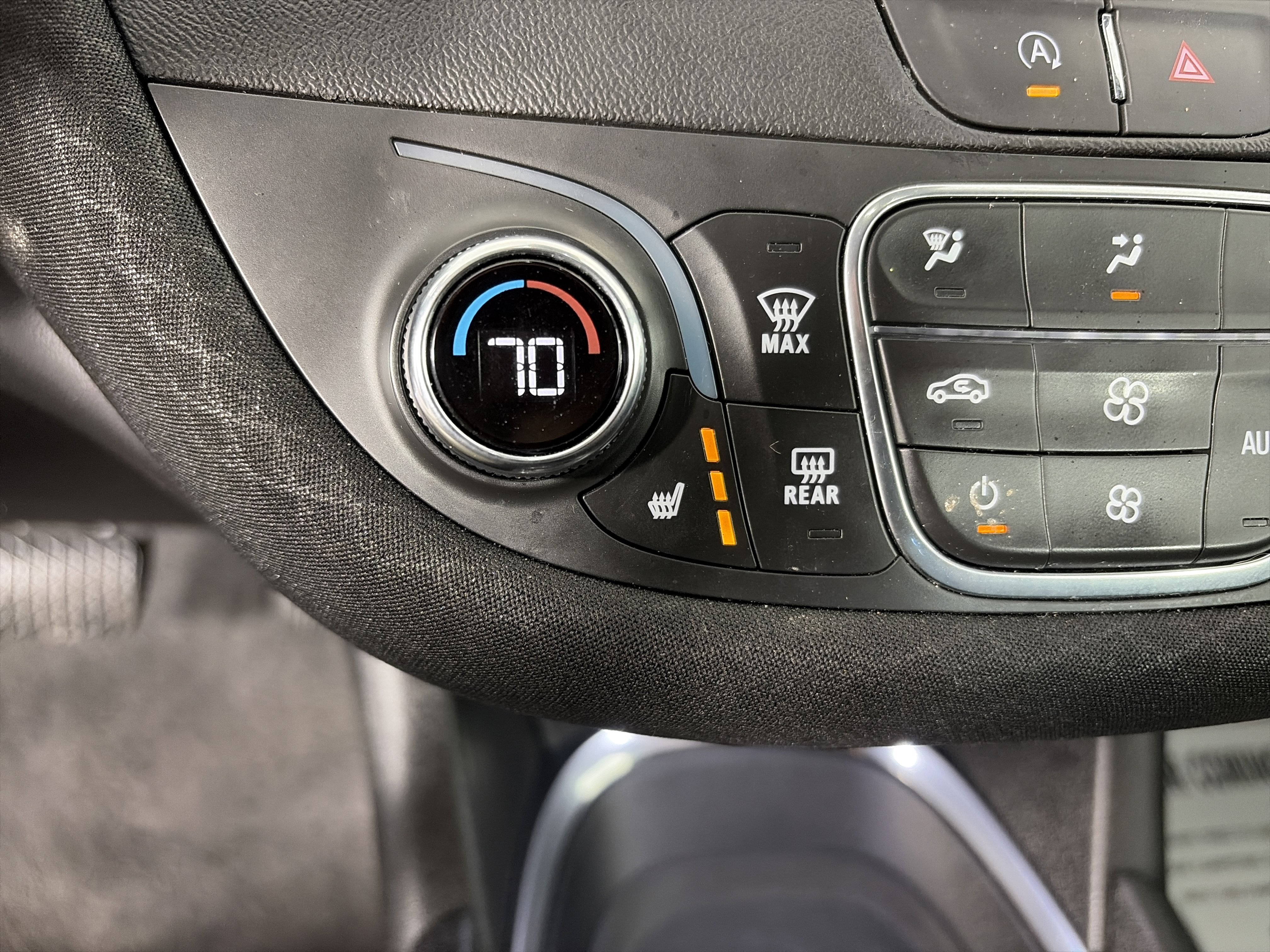 Used 2024 Chevrolet Malibu LT w/ Sport Edition FWD image 23