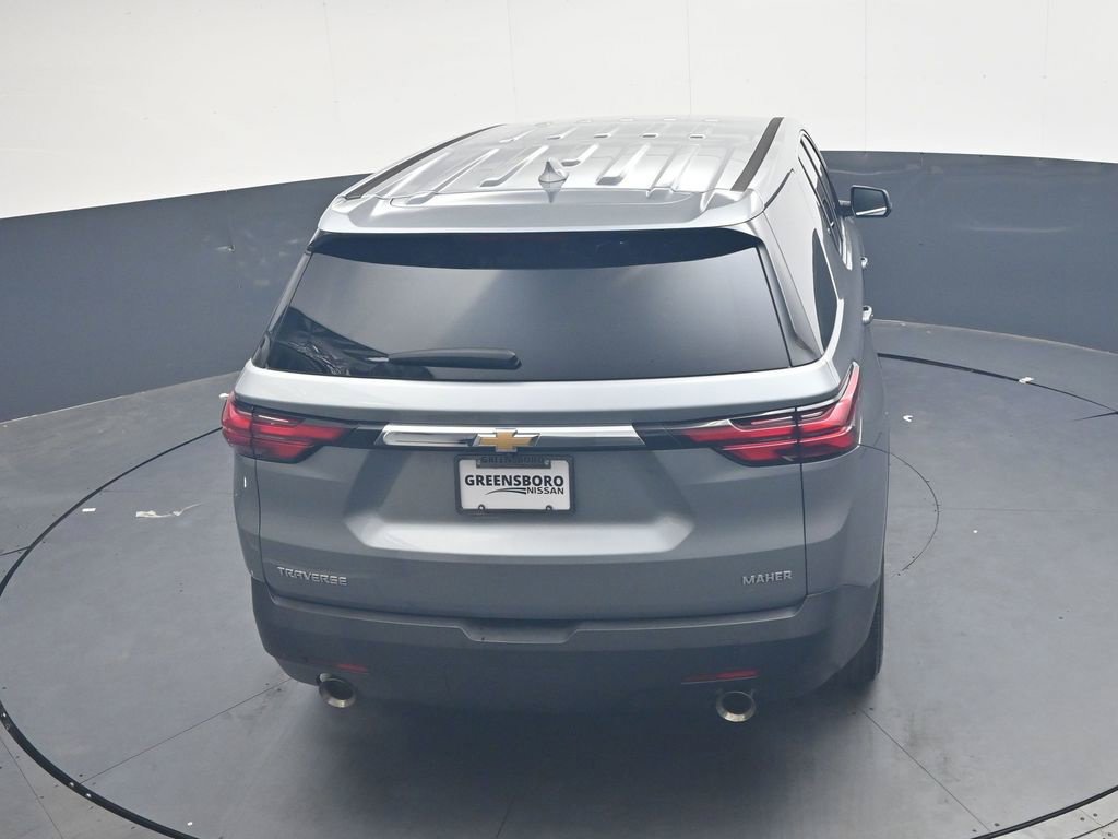 Used 2023 Chevrolet Traverse LS FWD image 22