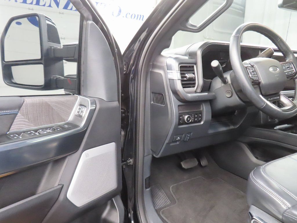 Used 2025 Ford F250 4x4 Crew Cab Super Duty image 62