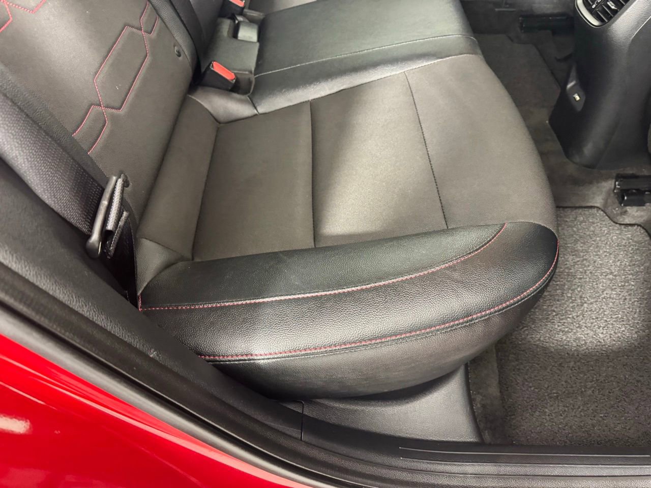 Used 2024 Kia Forte GT image 27