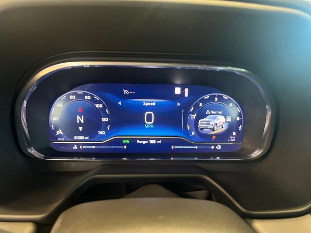 Used 2022 Chevrolet Tahoe RST w/ Luxury Package AWD/4WD image 18