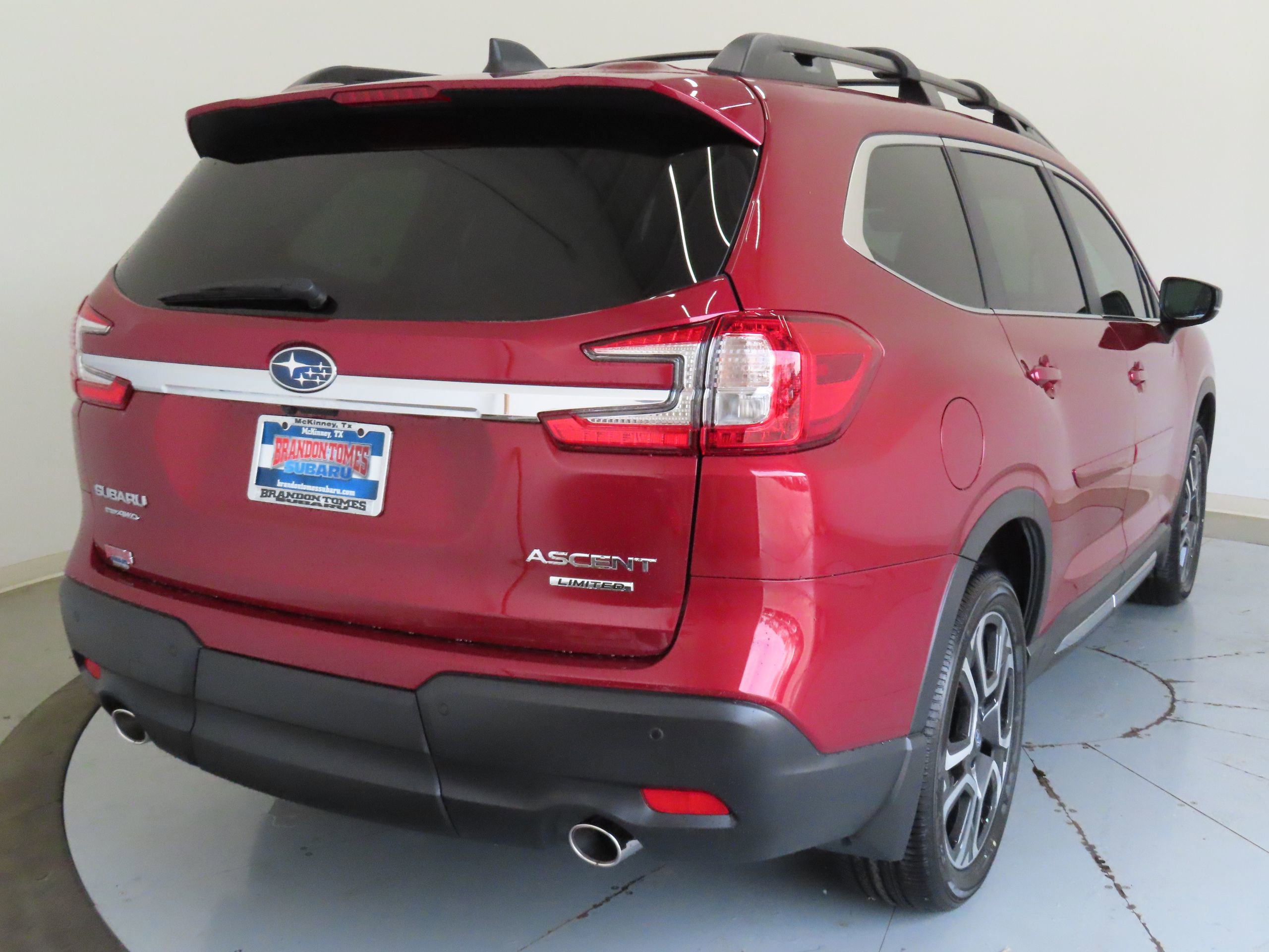 New 2026 Subaru Ascent Limited image 3