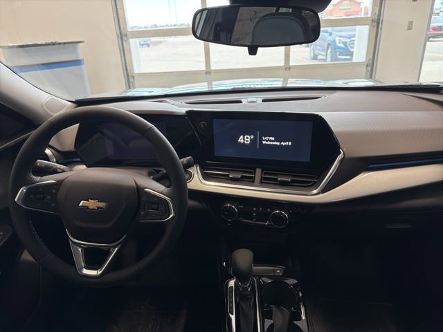 New 2026 Chevrolet Trax LT w/ Driver Confidence Package FWD image 26