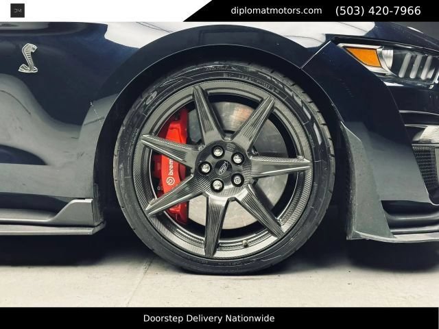 Used 2021 Ford Mustang Shelby GT500 w/ Carbon Fiber Track Pack RWD image 40