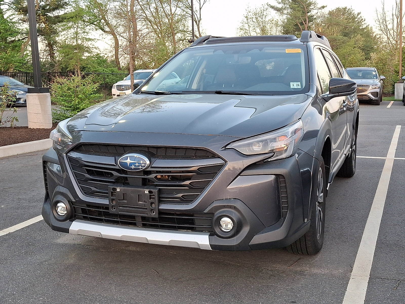 Used 2023 Subaru Outback Limited AWD/4WD image 2