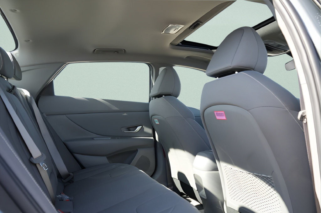 New 2026 Hyundai Elantra SEL Sport FWD image 12
