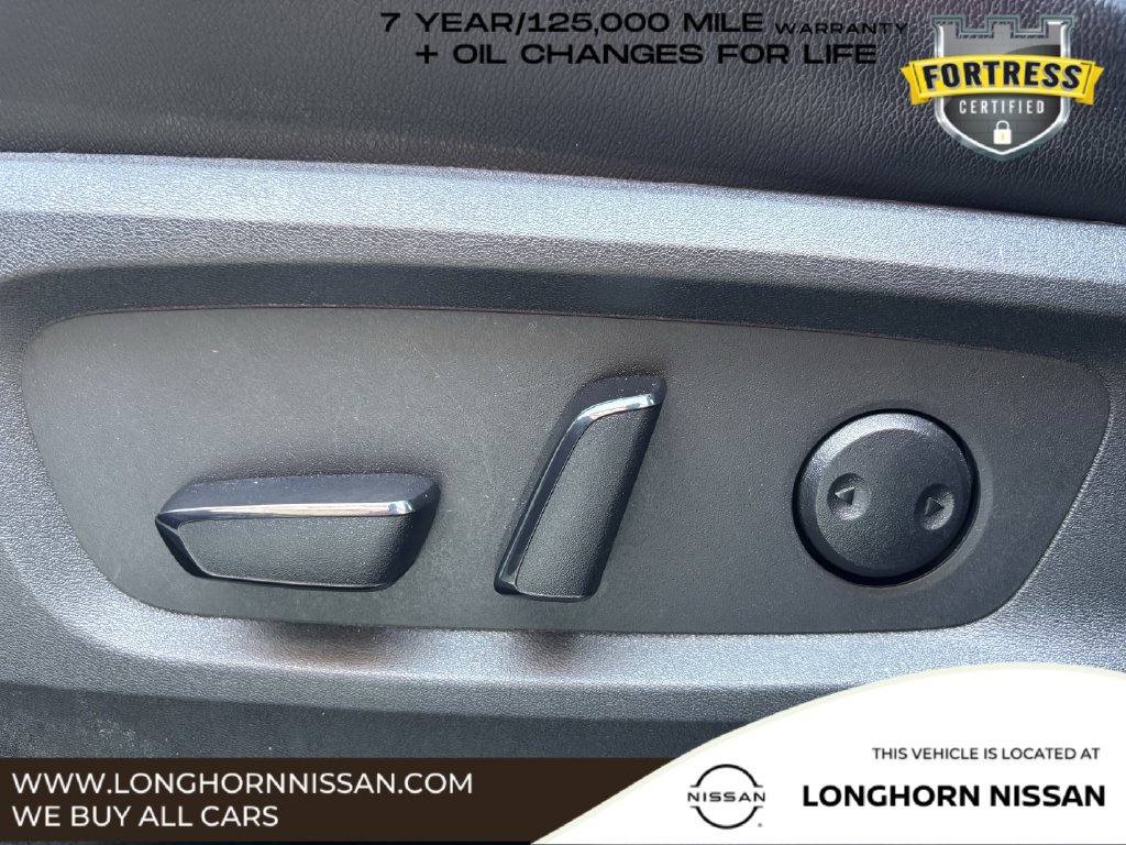 Used 2024 Nissan Pathfinder SL FWD image 21