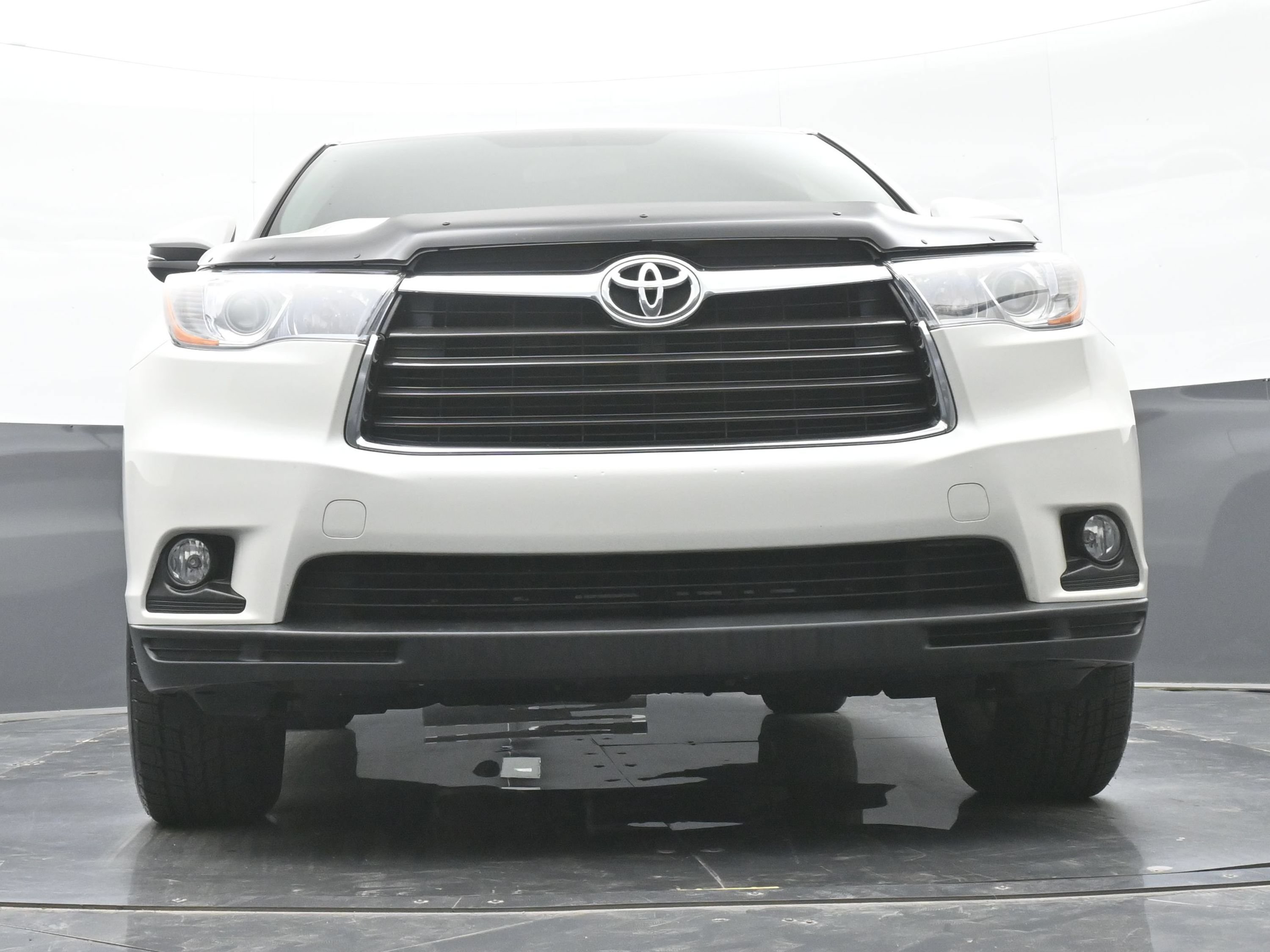 Used 2015 Toyota Highlander Plus AWD/4WD image 45
