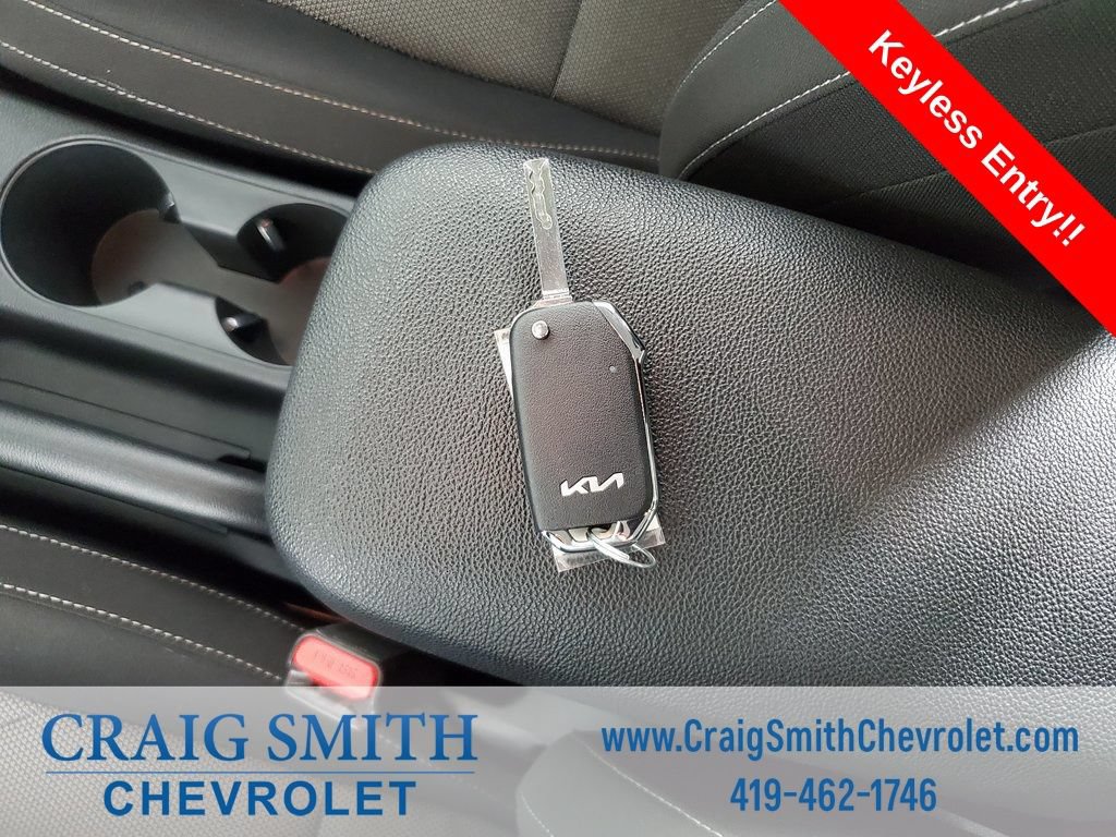 Used 2024 Kia Forte LXS FWD image 7