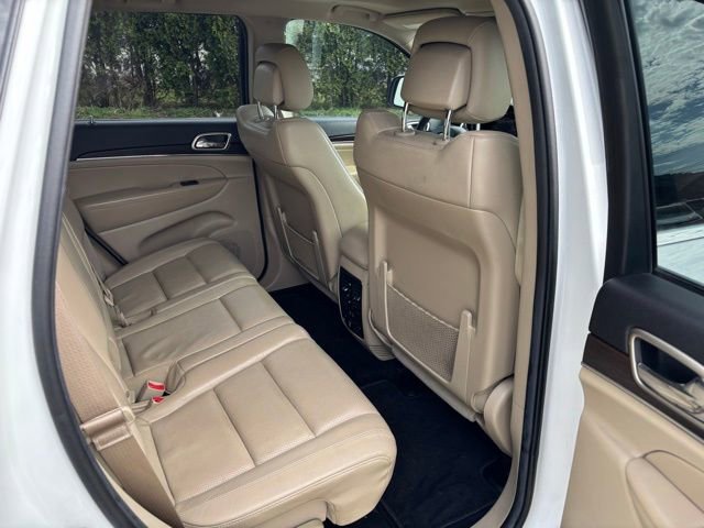 Used 2014 Jeep Grand Cherokee Limited w/ Luxury Group II RWD image 12
