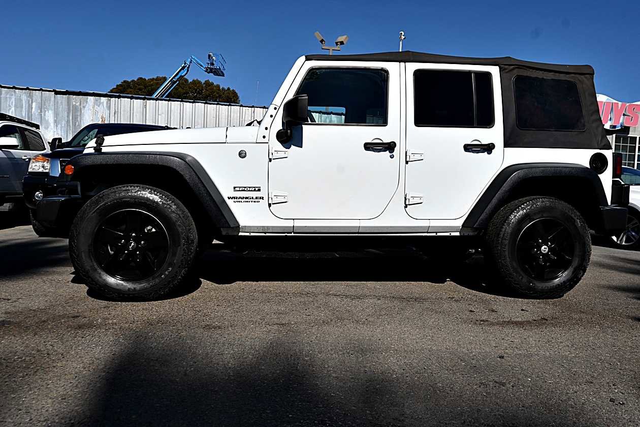 Used 2017 Jeep Wrangler Unlimited Sport w/ Quick Order Package 24S image 4