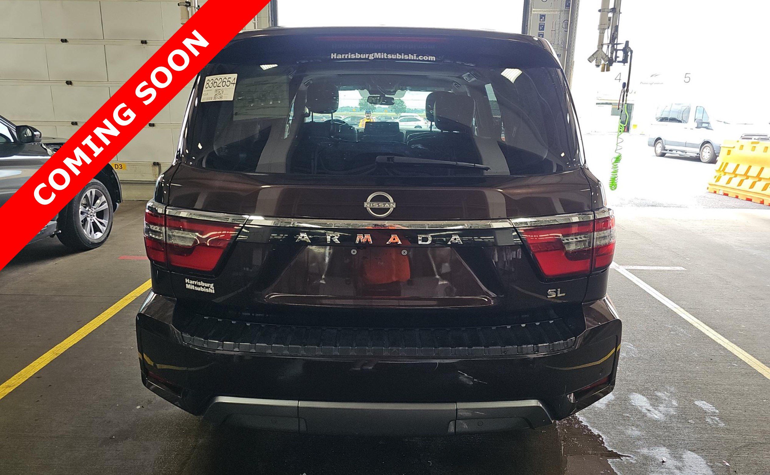 Used 2022 Nissan Armada SL w/ Captain's Chairs Package RWD image 4