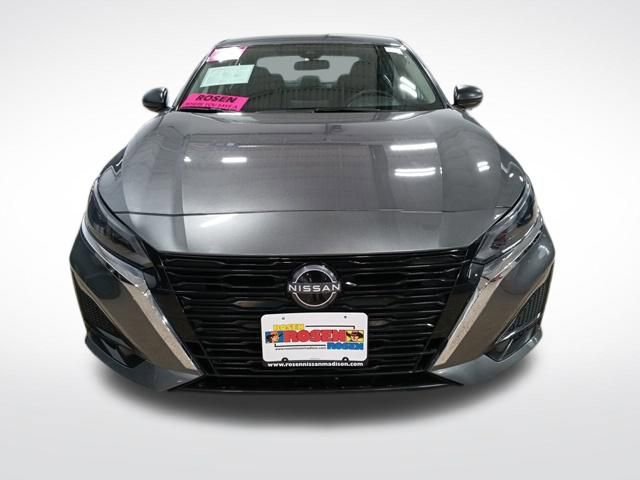 Certified 2025 Nissan Altima 2.5 S image 8