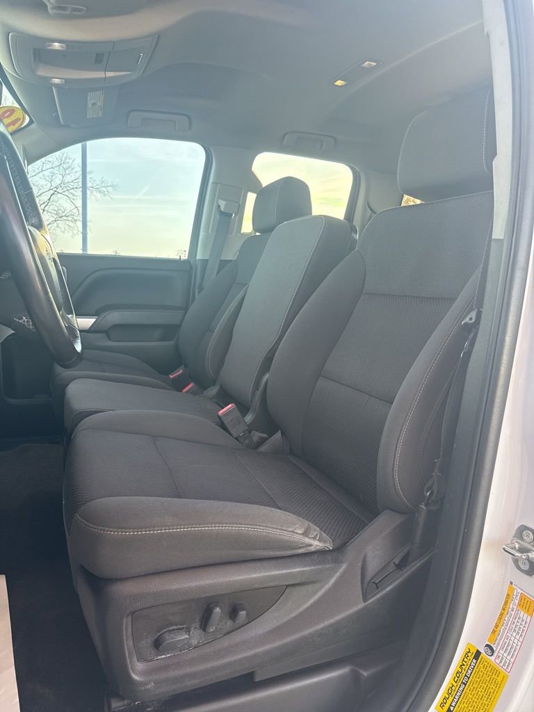 Used 2018 Chevrolet Silverado 1500 LT w/ All Star Edition image 10