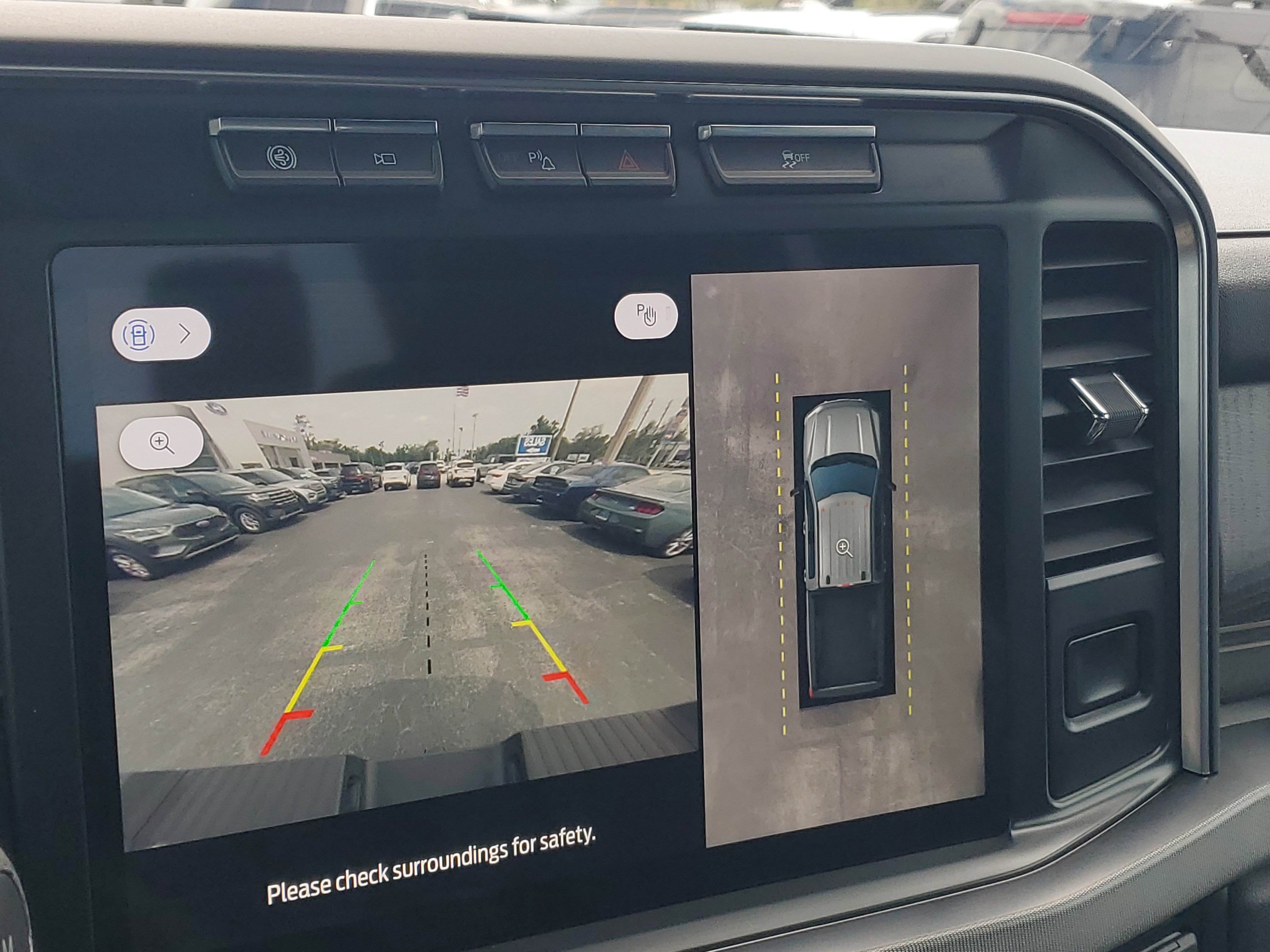 Used 2023 Ford F250 Platinum AWD/4WD image 13