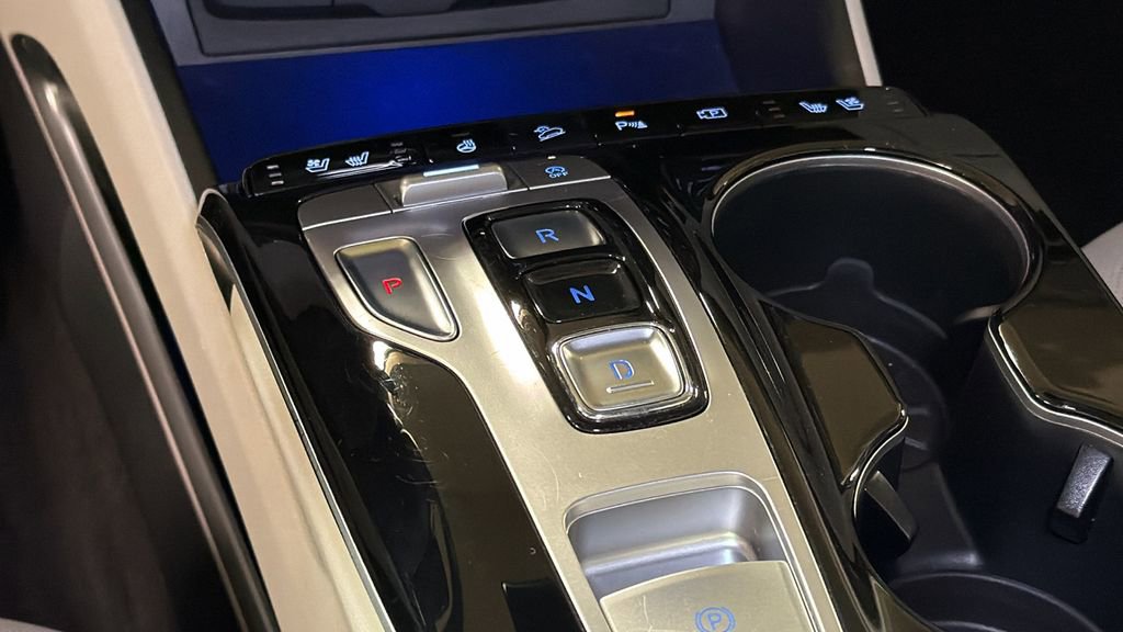 Used 2022 Hyundai Tucson Limited w/ Cargo Package image 24