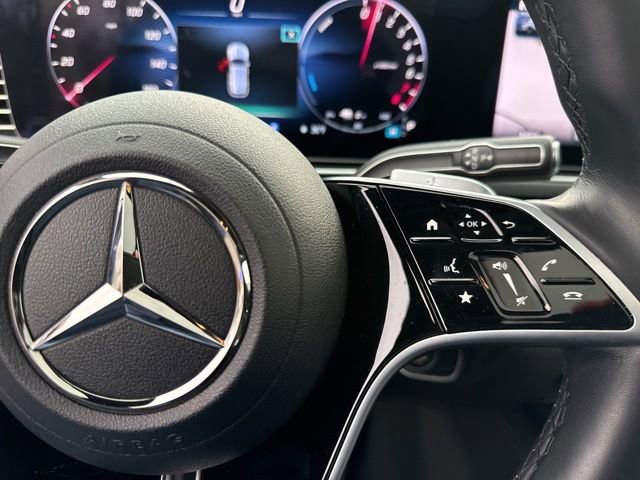 Used 2025 Mercedes-Benz GLE 450e 4MATIC w/ Winter Package image 39