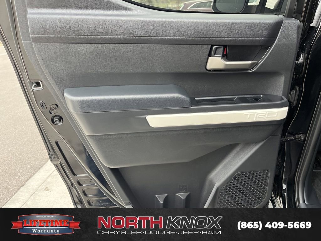 Used 2024 Toyota Tacoma TRD Sport w/ TRD Sport Upgrade Package image 14