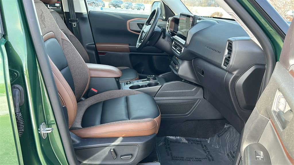 Used 2025 Ford Bronco Sport Outer Banks w/ Outer Banks Tech Package+ image 31