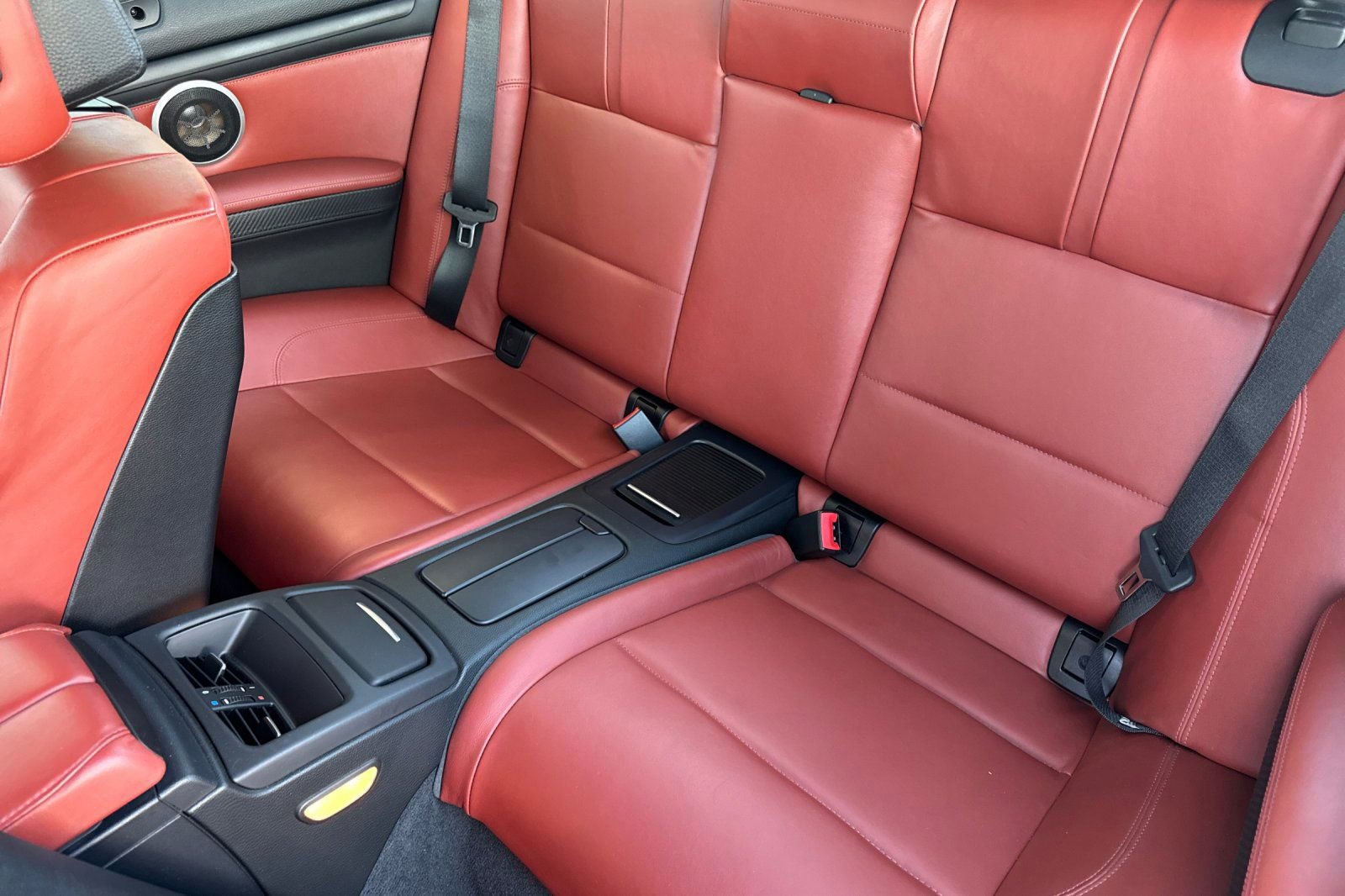 Used 2011 BMW M3 Convertible RWD image 13
