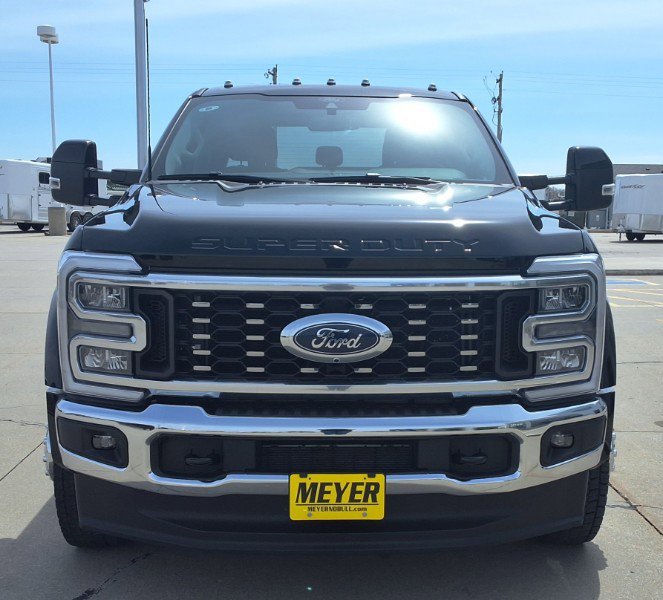 Used 2025 Ford F450 Lariat w/ Snow Plow/Camper Package image 3