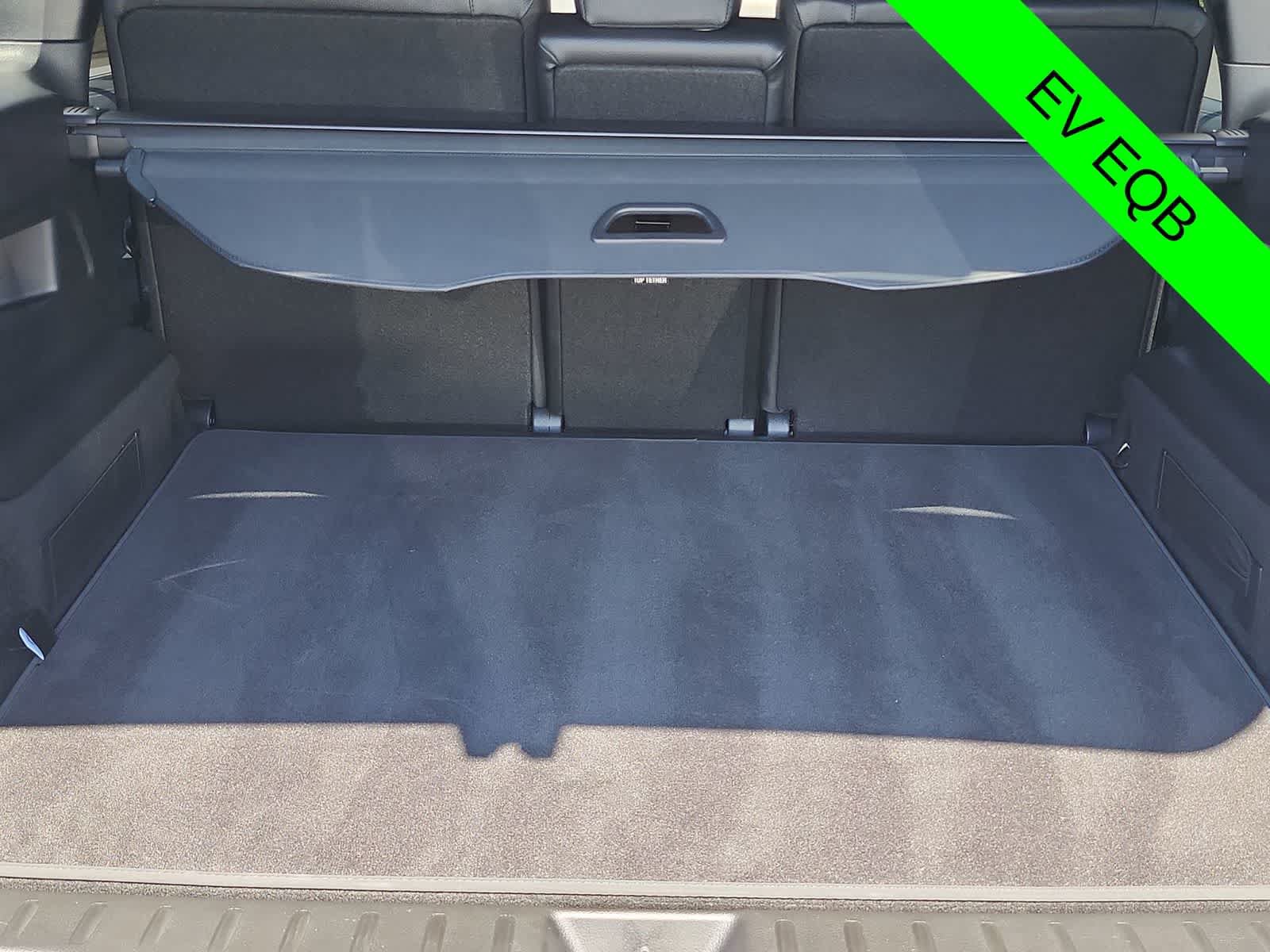 Used 2025 Mercedes-Benz EQB 250+ image 23